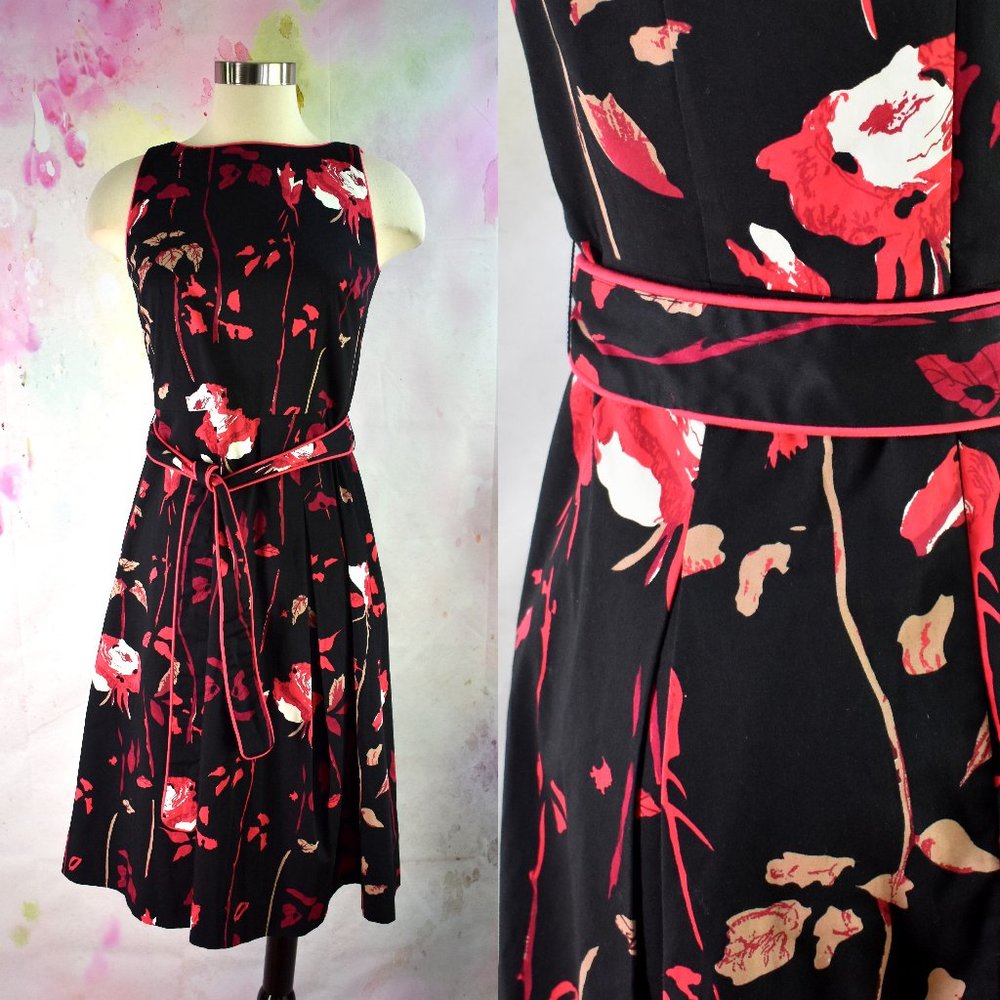 TALBOTS Dress 2 Small Retro Pleated Floral Red Black Tie Belt Fit & Flare Woven
